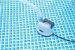 Pompe submersible Intex pour l'eau de piscine, idéale pour nettoyer et faire circuler l'eau.