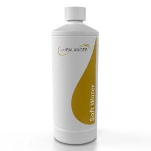 Flacon SpaBalancer Soft Water pour une eau douce dans les piscines.