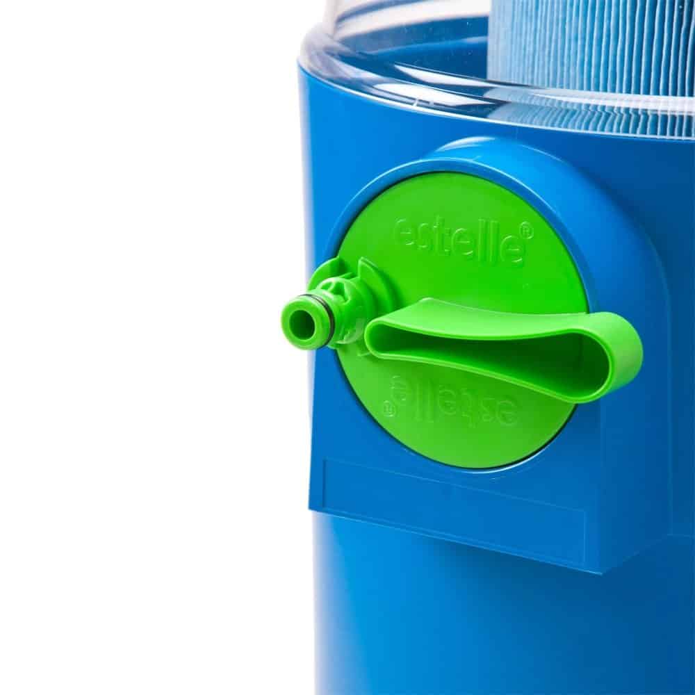 Nettoyeur automatique de filtre de spa Estelle pour une eau propre et claire.