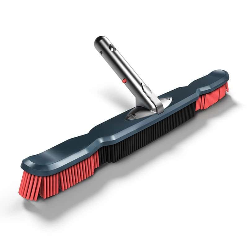 Brosse murale flexible pour le nettoyage de piscine, Kokido Revolution.