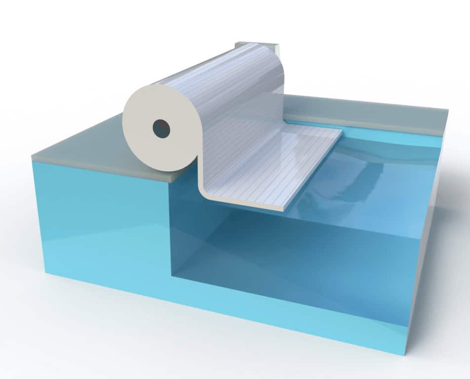 Lamelles de volet roulant pour la protection et l'entretien de la piscine.