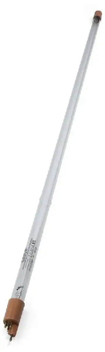 Lampe UV-C pour le nettoyage de piscine et le traitement de l'eau.