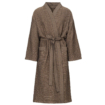 Peignoir XXL en noir et beige, confortable et chaud, parfait après le bain ou pour se détendre à la maison.