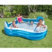 Piscine gonflable avec fond rembourré doux - Mesurant 130 x 85 x 55 cm, cette piscine gonflable est idéale pour les arrière-cours, les jardins, les espaces extérieurs et les fêtes Piscine gonflable avec fond rembourré doux - Mesurant 130 x 85 x 55 cm, cette piscine gonflable est idéale pour les arrière-cours, les jardins, les espaces extérieurs et les fêtes