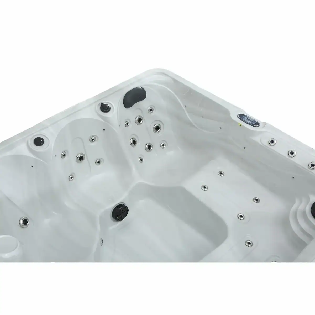 Jacuzzi de luxe avec jets de massage et système de chauffage pour la détente.