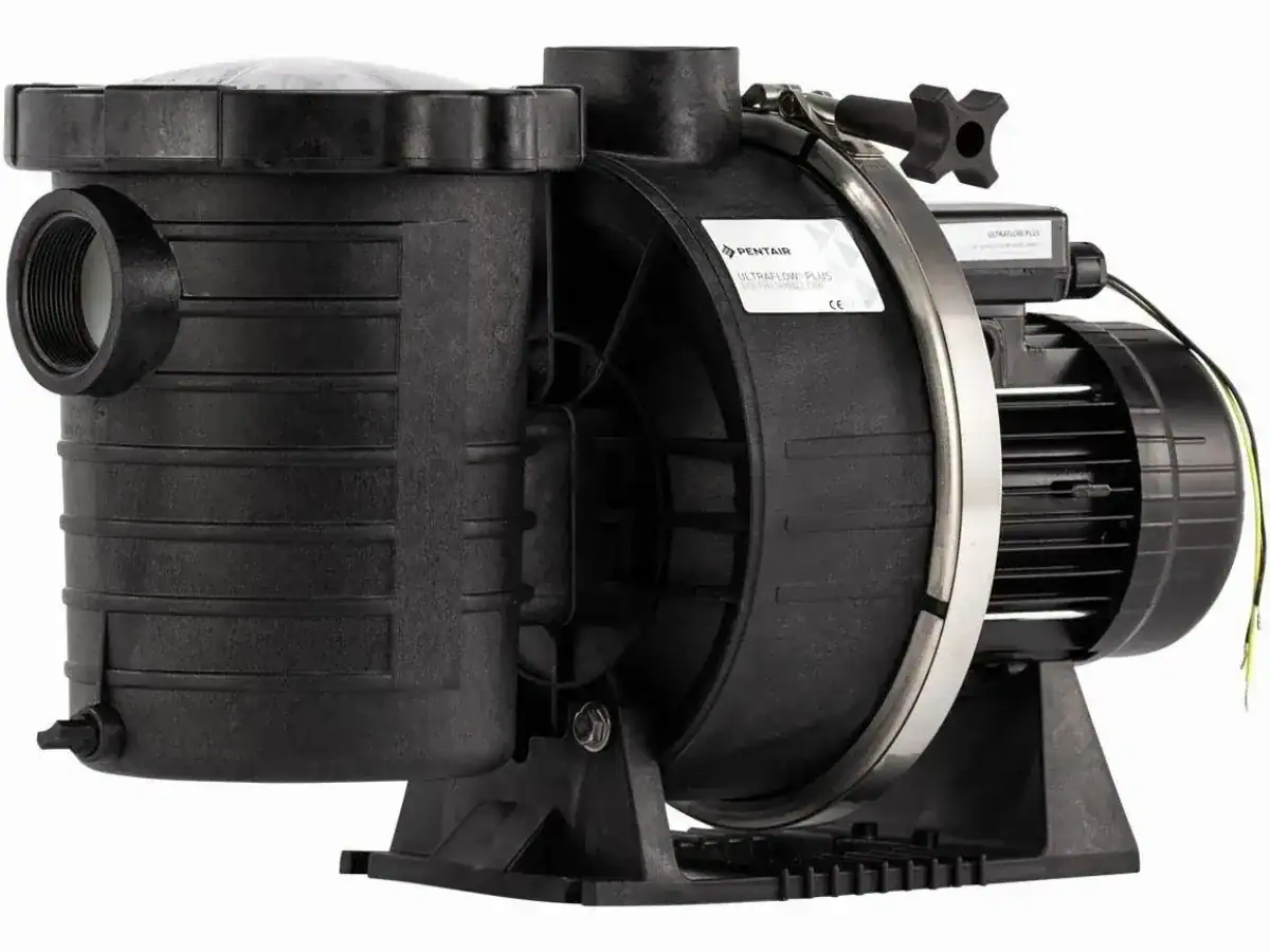 Pompe de piscine Ultraflow P-UFL-073 pour débit puissant, capacité 15m³/h.