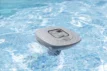 Système d'eau salée pour piscine, sur l'eau.