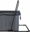 W'eau coverlift 2 pour retirer et placer facilement les couvertures de piscine.