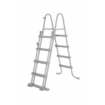 Escalier de sécurité pour piscine, hauteur réglable, marches amovibles pour un accès facile.