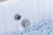 Spa gonflable économe en énergie avec Airjet et thermostat pour 6 personnes.