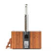 Barbecue au charbon de bois avec fumoir et rangement pour bois, pour cuisiner en extérieur.