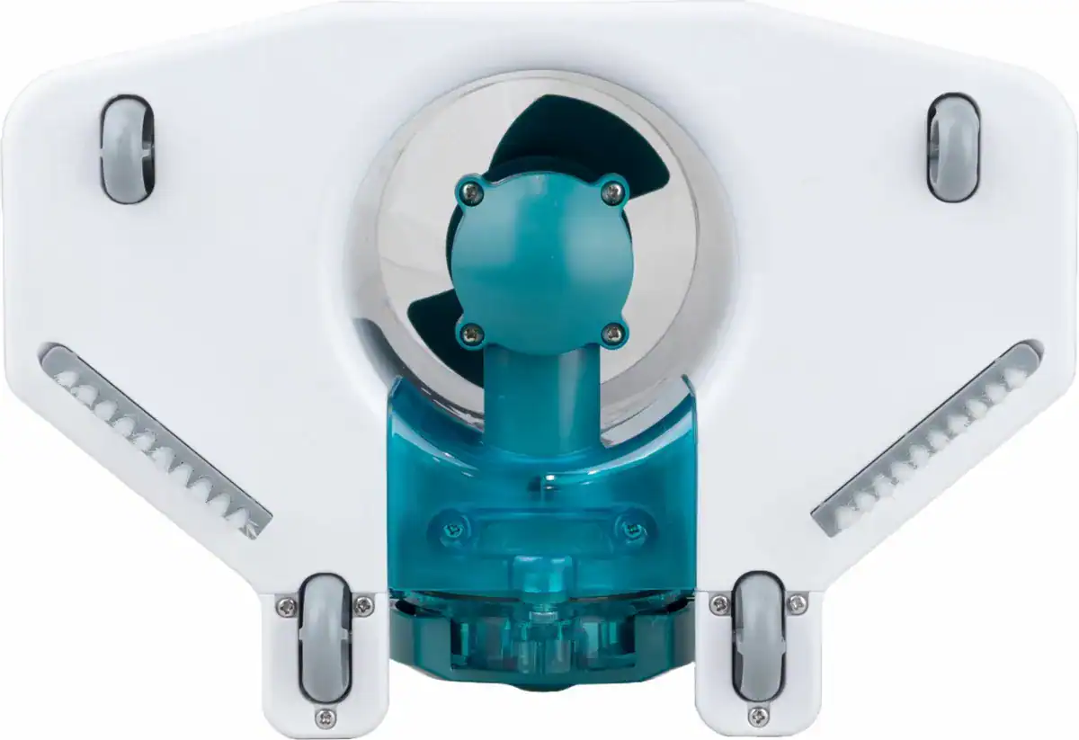 Aspirateur de piscine électrique pour une eau de piscine propre et claire.