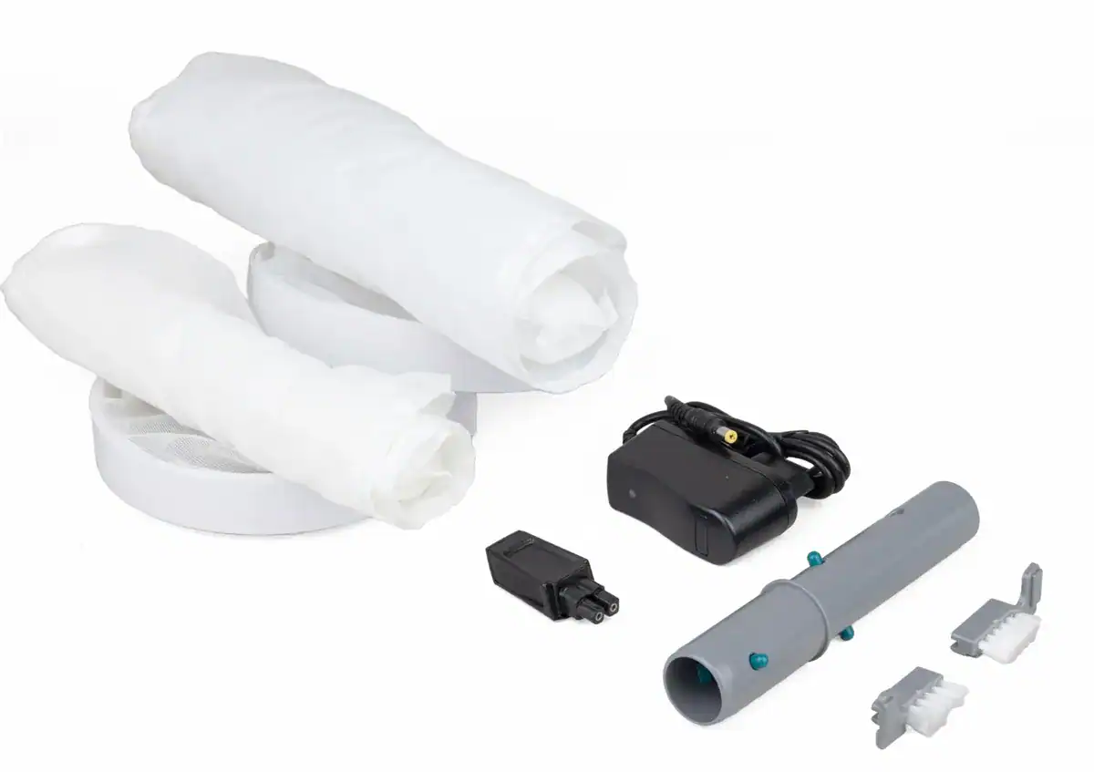 Aspirateur de piscine électrique pour le nettoyage des piscines.
