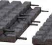 Dalles caoutchouc pour spas, 2x2 m, noires, adaptées sous votre piscine ou spa.