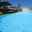 Membrane de piscine de couleur bleu clair, adaptée aux piscines jusqu'à 2 mètres de profondeur, 25 mètres de long.