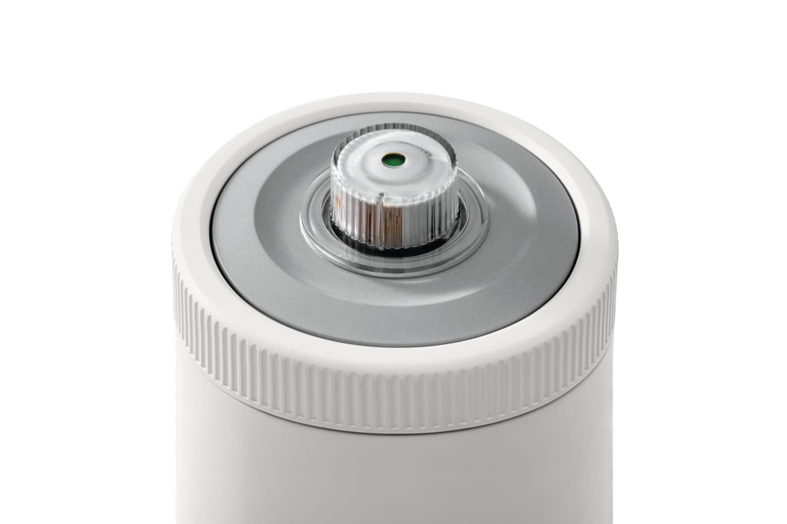 Pompe de filtration Intex C900 pour piscines, 3407 litres par heure, économe en énergie et facile à installer.