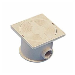 Bonde d'évacuation pour l'eau de piscine et l'entretien, adaptée aux piscines et systèmes de filtration.