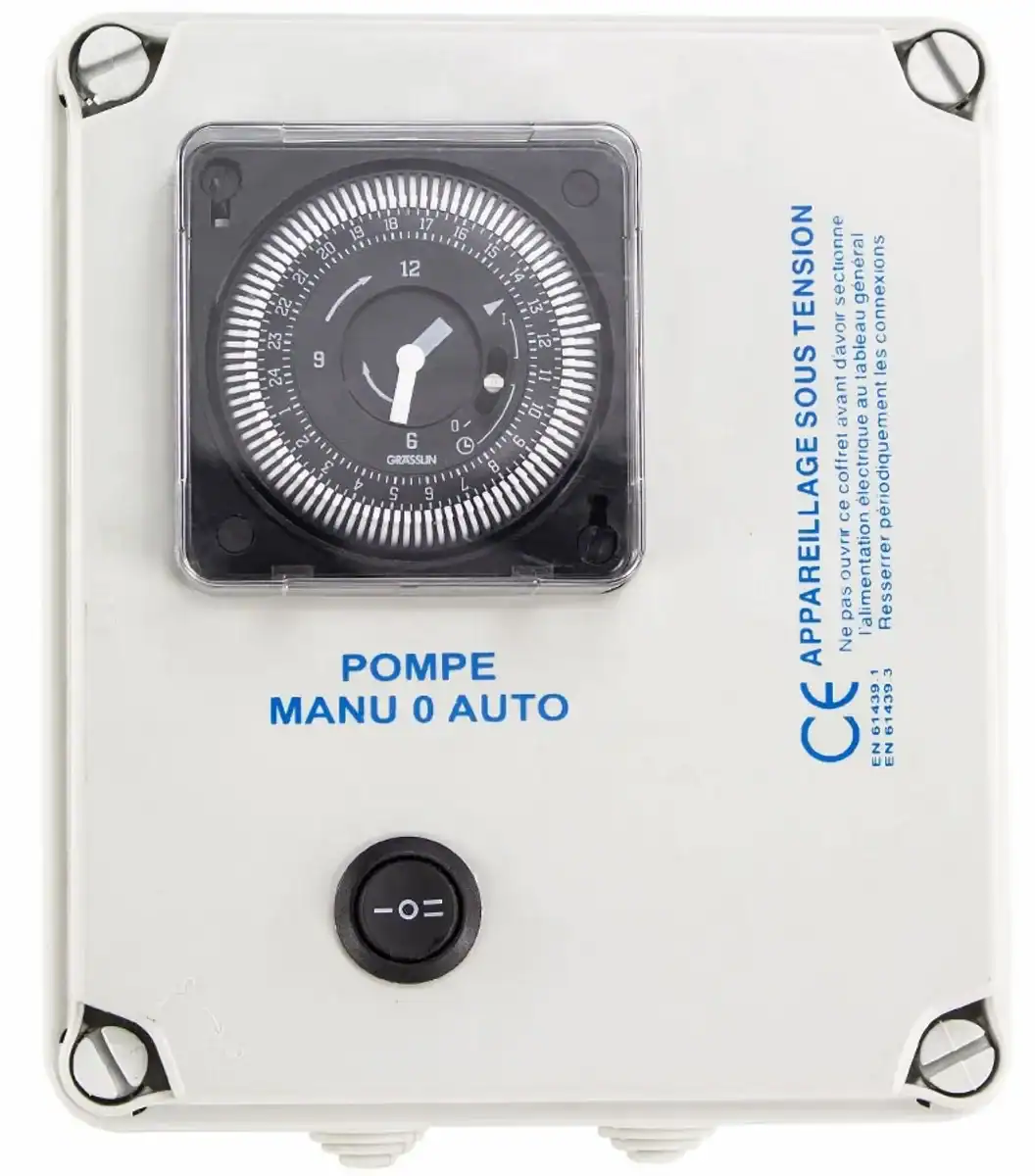 Coffret de commande pour pompe de piscine avec minuterie et bouton de contrôle.