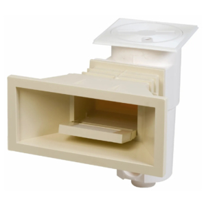 Large skimmer sable/beige pour le nettoyage et la filtration de la piscine.