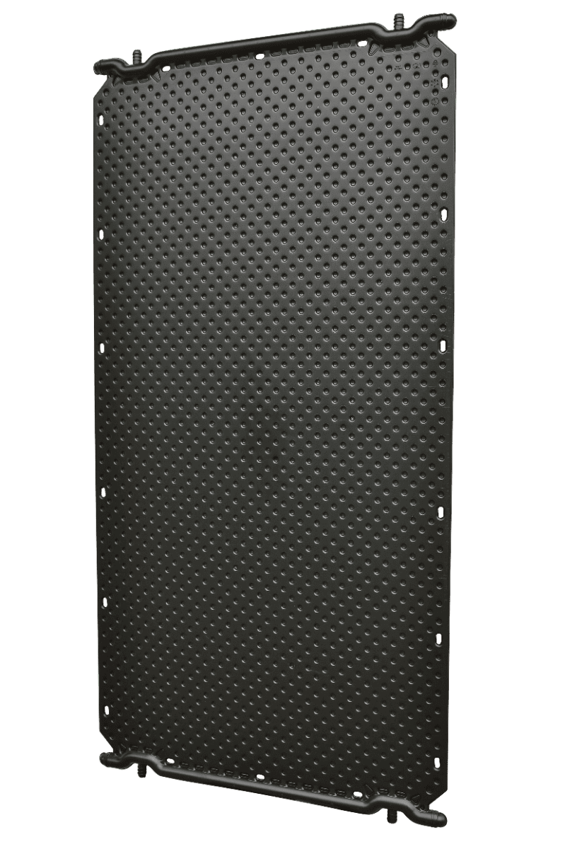 Capteur solaire pour le chauffage de piscine, noir, avec perforations.