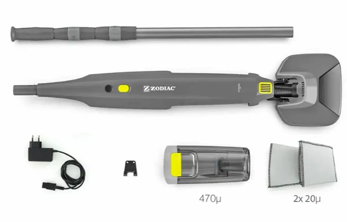 Aspirateur de piscine électrique Zodiac MHV 20 pour une piscine propre et claire.