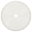 Étang de baignade avec bordure blanche, idéal pour le jardin et la détente.
