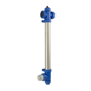 Pièce de pompe de filtration de piscine avec éléments bleus et argentés.