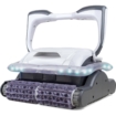 Robot nettoyeur de piscine avec brosses rotatives et éclairage LED pour un fond de piscine propre.