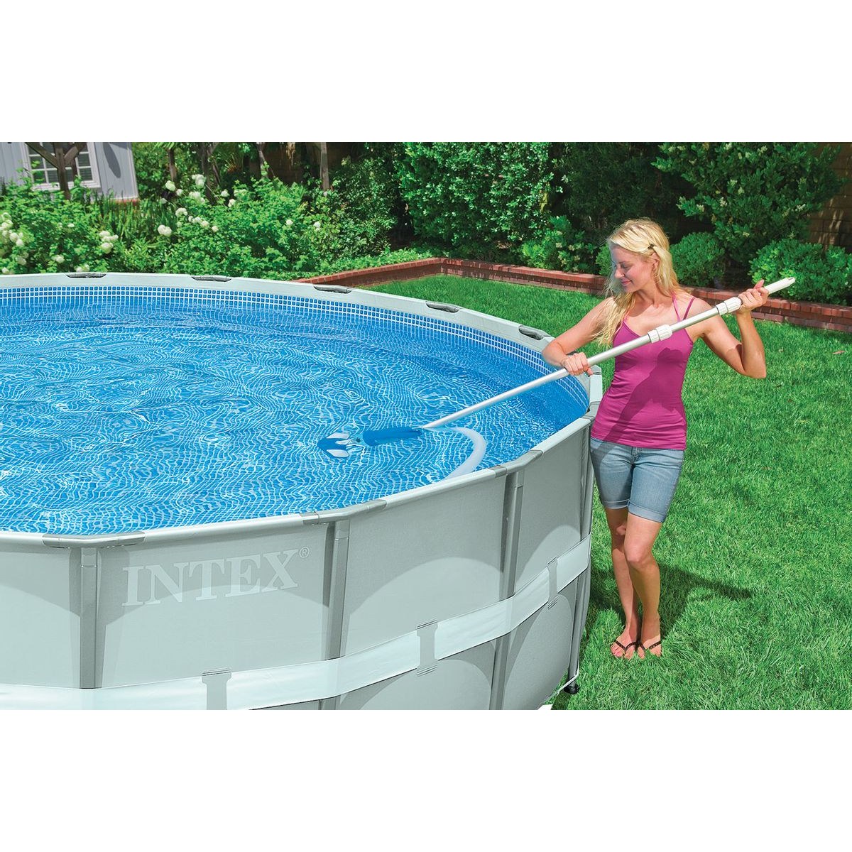 Kit d'entretien de piscine deluxe Intex