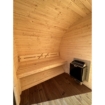 Sauna barrel électrique en Thermowood avec avant-portail - 6 personnes